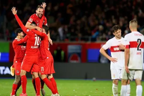 هايدنهايم يفوز على شتوتجارت بالدقائق الأخيرة في الدوري الألماني